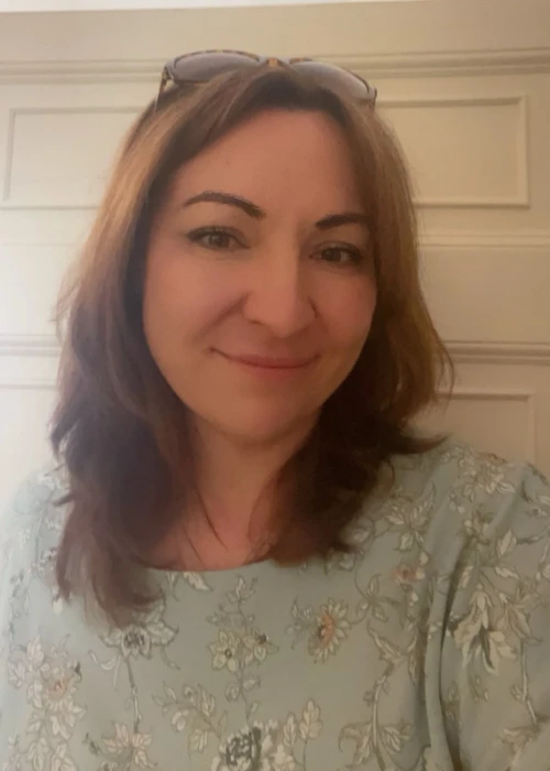 Louise Pollard photo